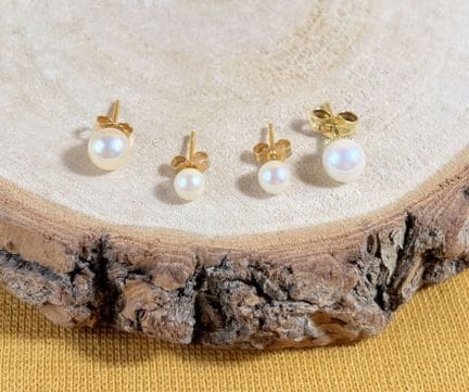 Set composto da due paia di orecchini in oro giall