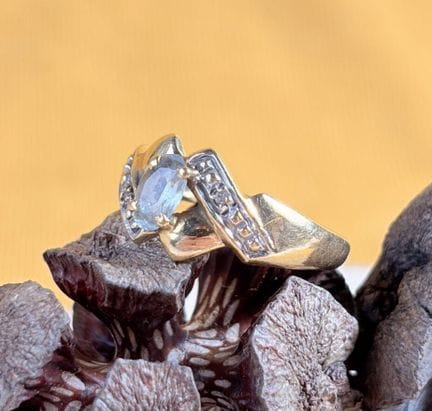 Anello in oro giallo e oro bianco 750/1000 (18 car