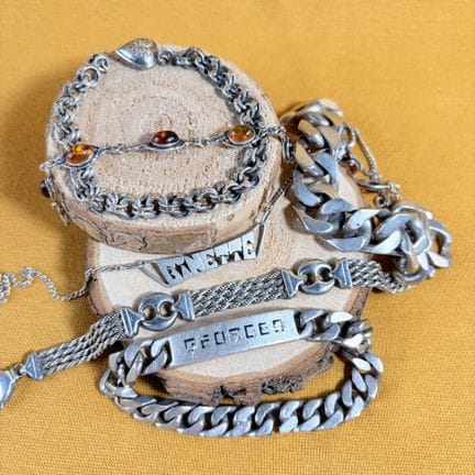 Set di gioielli in argento composto da bracciali e