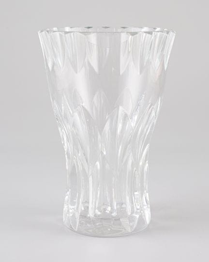 BACCARAT. Gran jarrón de cristal tallado. Marca en