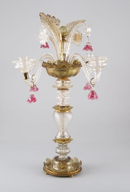MURANO. Candelabro de cristal parcialmente teñido 