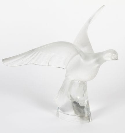 LALIQUE FRANCE : L'oiseau aux ailes déployées. Suj