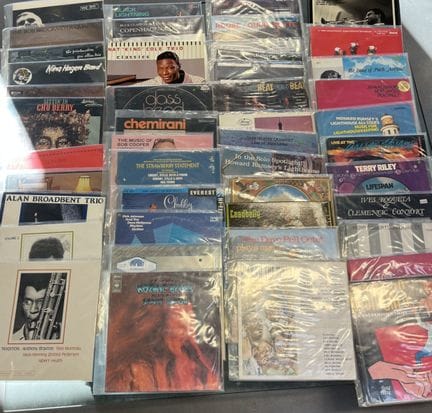 Lot de 45 disques vinyles 33 tours Jazz et divers.