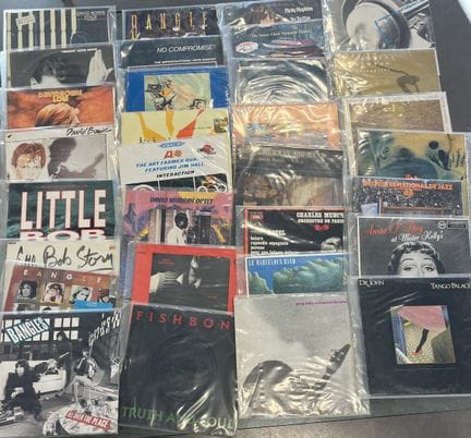 Lot de 30 disques vinyles 33 tours divers Jazz, ro