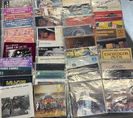 Lot de 45 disques vinyles 33 tours Jazz et divers 