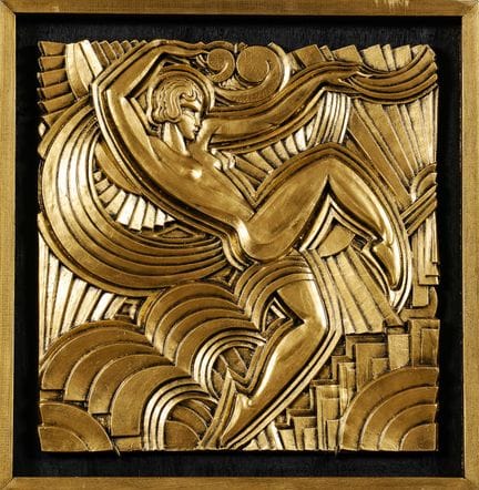 （据）莫里斯·皮科（1900-1977）：《裸体舞者》。根据“福里贝热”剧院浮雕创作的镀金灰泥浅浮雕