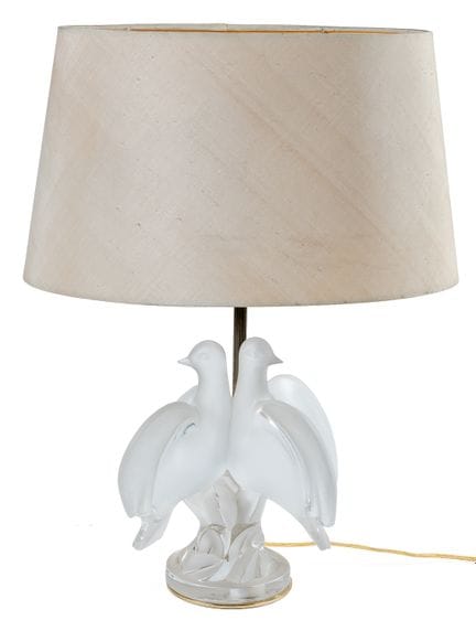 LALIQUE Francia: Pie de lámpara «Pareja de palomas