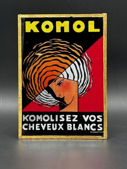 KOMOL - 1930 circa

«Eliminate i capelli bianchi c