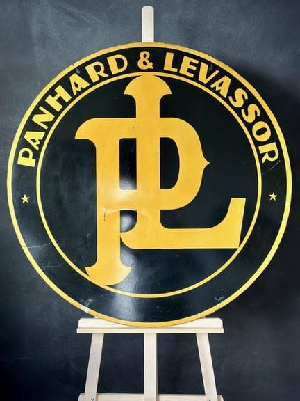 PANHARD & LEVASSOR - c.1930

Rare et imposante tôl
