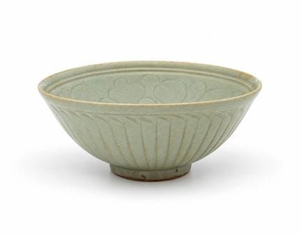 CINA
Ciotola in ceramica smaltata celadon con deco