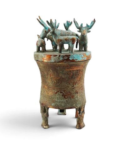 CINA
Vaso con coperchio in bronzo in stile Han, co