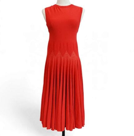 ALAIA
Robe rouge plissée
Taille S