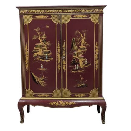 Credenza in stile cinese con due ante in legno lac