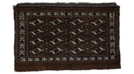 Tchouval turkmeno Yomoud, 1880 circa, con fondo co