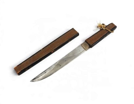 Asian fan-shaped knife
Length: 31 cm