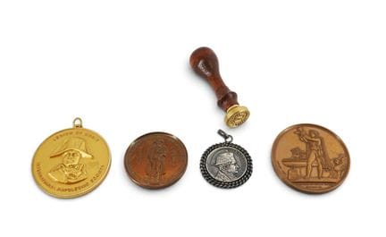 NAPOLEON
Set of four medals and one seal
Diameter 