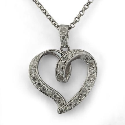 Cadena y colgante de oro blanco de 14 quilates con