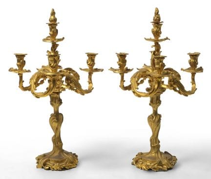 Par de grandes candelabros de estilo Luis XV, de b