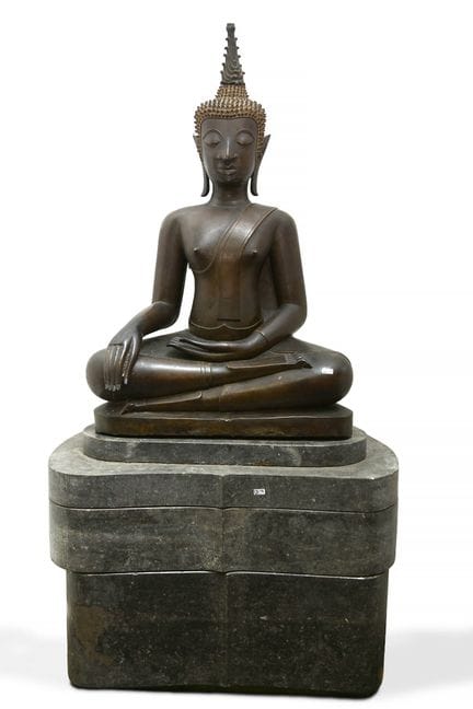 Importante "Buddha nella posizione del Bhumisparsh