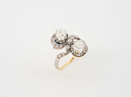 Bague tourbillon en or jaune et gris (750) centrée