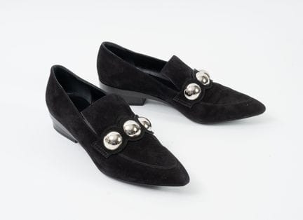 HERMES
Paire de mocassin à bout pointu en daim et 