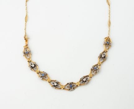A yellow gold (750) choker featuring a fine jasero