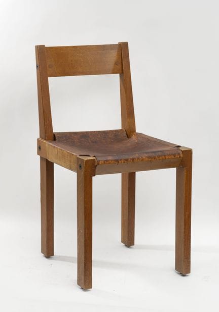 Pierre CHAPO (1927-1986) 
Chaise en chêne modèle S
