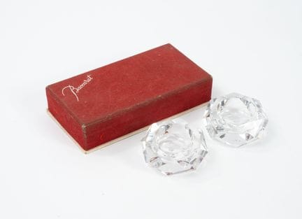 BACCARAT
Due saliere da tavola in cristallo intagl