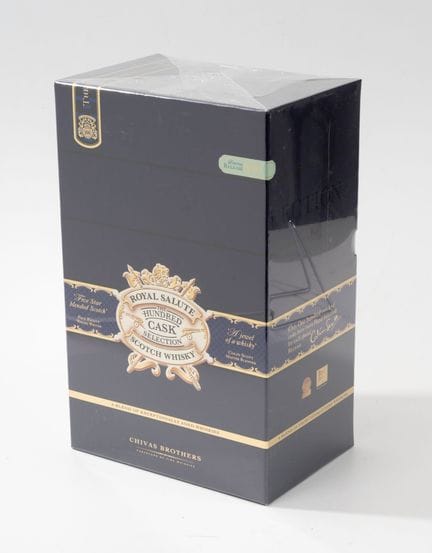 CHIVAS BROTHERS
1 bottiglia numerata di Royal Salu