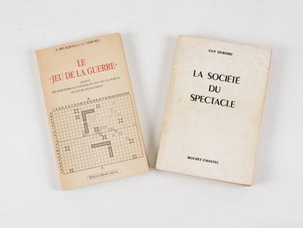 BECKER-HO (A.) et DEBORD (G.). 
Le "Jeu de la Guer