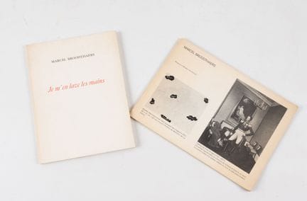 BROODTHAERS (Marcel).
- Je m'en lave les mains. Zu