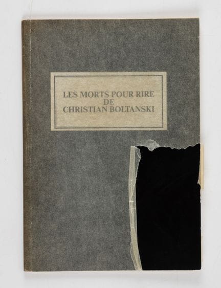 BOLTANSKI (Christian).
Les morts pour rire. Adweil