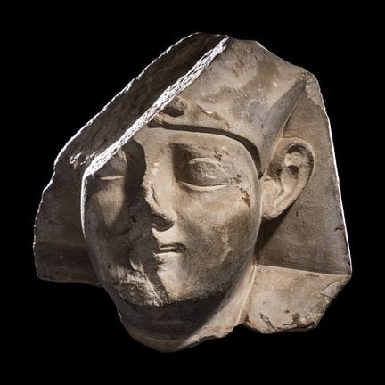 Tête de pharaon en calcaire égyptien
Période tardi