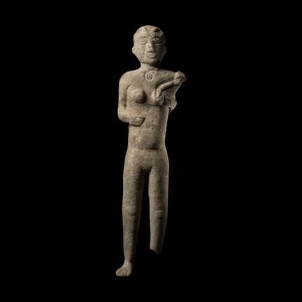 Figura femminile in marmo di origine celtica
Circa