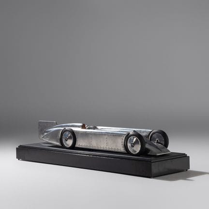 John Elwell
(Inglés, nacido en 1949)
Escultura de 