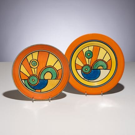 Clarice Cliff
(Inglesa, 1899-1972)
Dos bandejas co