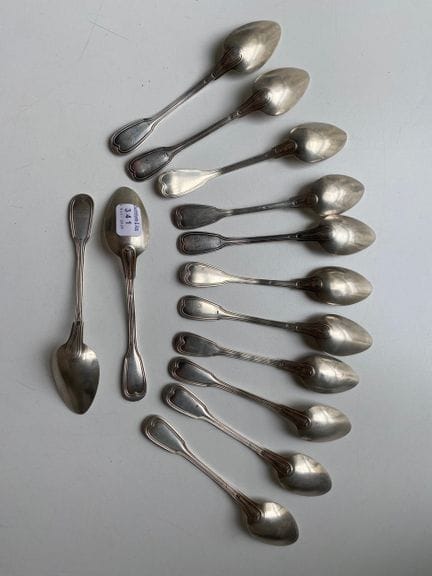 Tredici cucchiaini da caffè in argento 800, modell