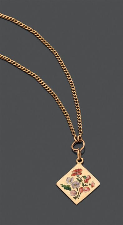 Collana lunga articolata in oro giallo 585 con un 