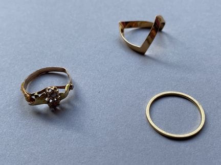 Set aus 750er Gold, bestehend aus einem Ehering, e