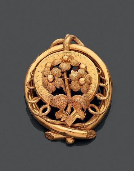 Brosche aus 750er Gelbgold mit Durchbrucharbeit, v