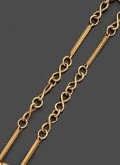 Collana lunga articolata in oro giallo 750, con ma