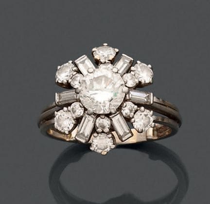 Anello in oro bianco 750 e platino 850, impreziosi