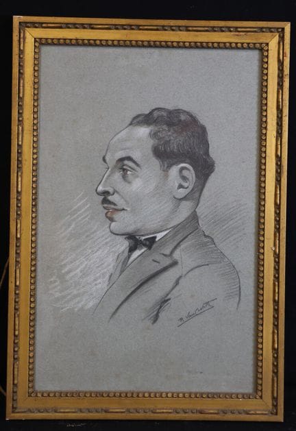 R. VAN CASTELLE（20世纪）《穿西装的男人》——右下角署名的讽刺漫画，47 x 30 