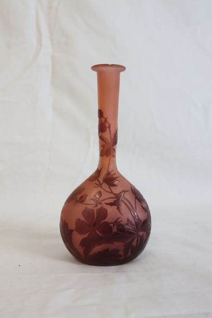 Etablissements GALLÉ. Vase "berluze" en verre mult