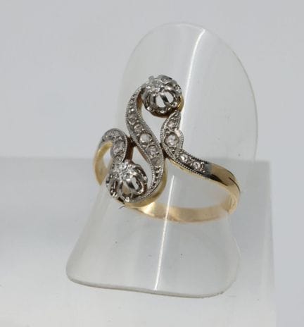 Anillo «Vous et moi» con montura de oro amarillo (