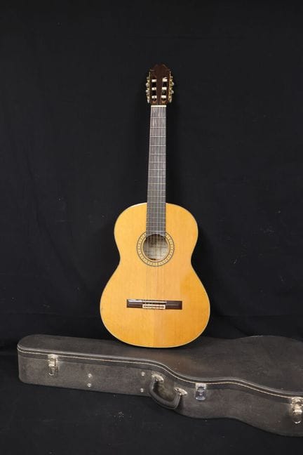 Guitare classique Francisco GOMEZ, étiquette « Fra