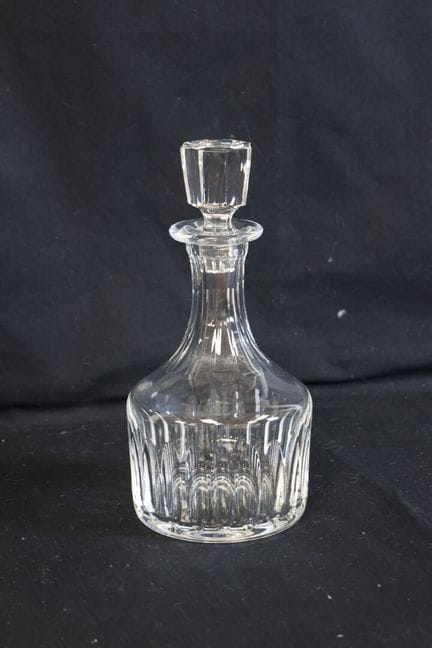 SAINT LOUIS Carafe en cristal taillé avec bouchon 