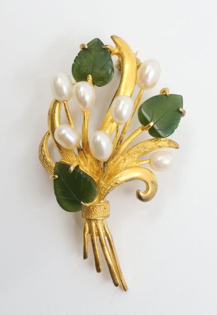 Broche en forma de ramo, de plata chapada en oro (