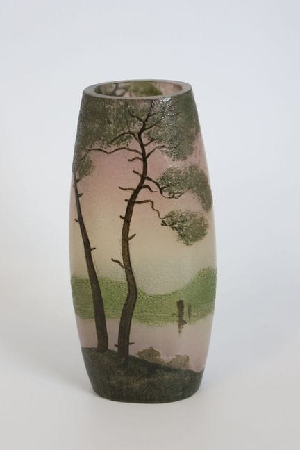 LEGRAS Vaso a forma di botte in vetro con decorazi
