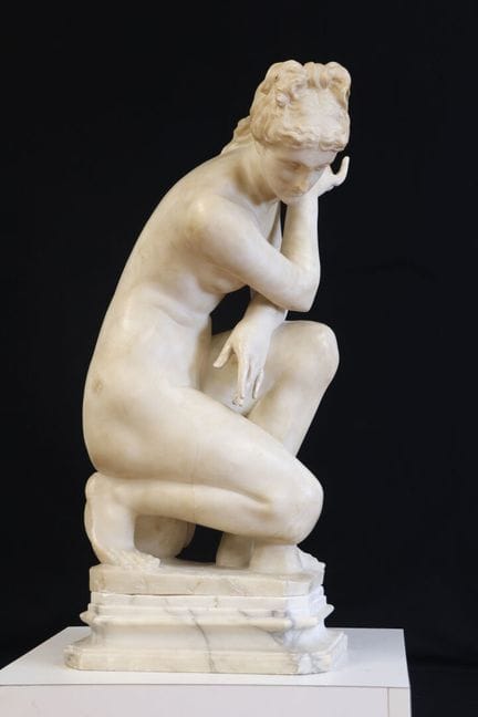 "Venere al bagno secondo l'antico"  Scultura in al